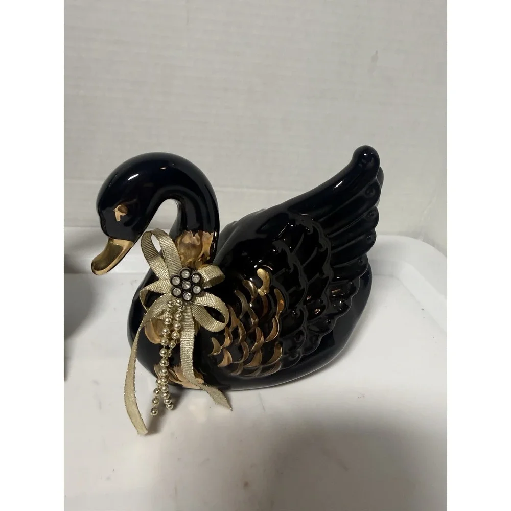 VTG Black Gold Ceramic Swans Set Animal Figurines Made In Taiwan 5